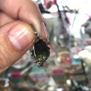 Moldavita moldavite piedra auténtica en bruto MMJ3A3