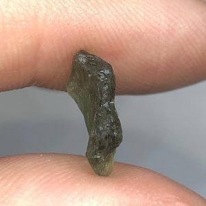 Moldavita piedra auténtica en bruto 1a-3