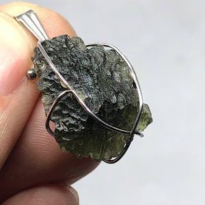 moldavita piedra auténtica colgante acero medianp MMJ3A joya personalizada artesanal
