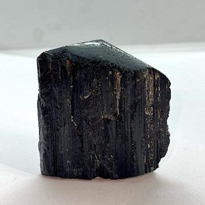 Comprar Turmalina Negra cristal natural tamaño medio TNM1A .