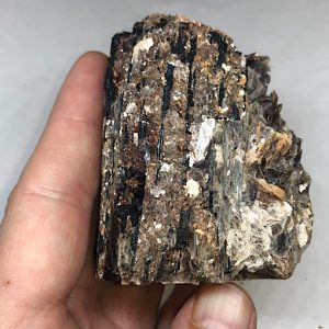 Turmalina Negra especial y mica comprar cristal natural tamaño medio grande TNM2A4