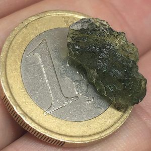Moldavita piedra autentica en bruto MM5A4