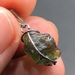 Moldavita piedra auténtica colgante acero MMJ12A joya personalizada artesanal