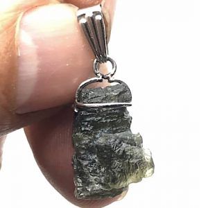 Moldavita piedra auténtica colgante acero MMJ14A