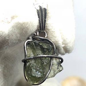 Moldavita moldavite piedra auténtica colgante acero MMJ12A-2 joya personalizada artesanal