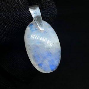 Colgante de piedra luna piedra en plata PLJA1B1