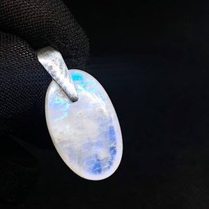 Colgante de piedra luna piedra en plata PLJA1B1
