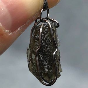Colgante Moldavita piedra auténtica y acero ref MMJ11A