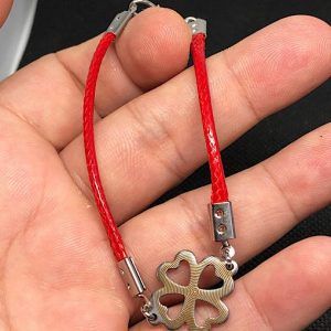 Pulsera Roja del Trebol de la suerte COMPRAR en Madrid PRTSA1B