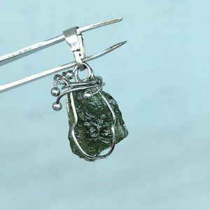 Moldavita piedra auténtica colgante acero pequeño MMJ14A joya personalizada artesanal