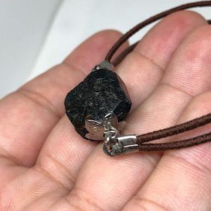 Pulsera de goma extensible con turmalina negra pulsera marrón en Madrid TNPC4A