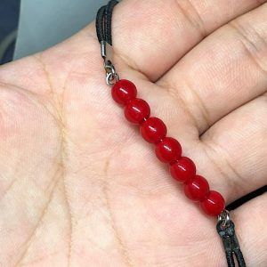 Pulsera de goma extensible con bolitas rojas en Madrid PBR1B