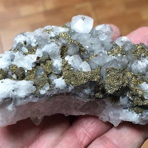 Mineral Calcopirita Calcita Cuarzo RefCalPirCuar1A
