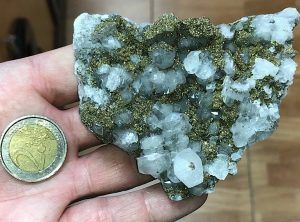 Mineral Calcopirita Calcita Cuarzo RefCalPirCuar1A
