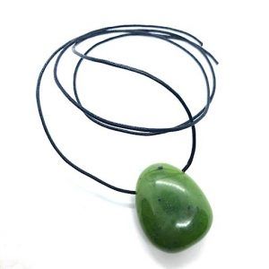 Colgante jade nefrita autentico lagrima de energía de propiedades