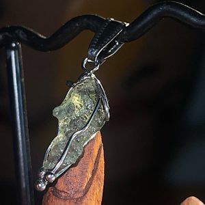 Moldavita piedra auténtica MMJ2A-4
