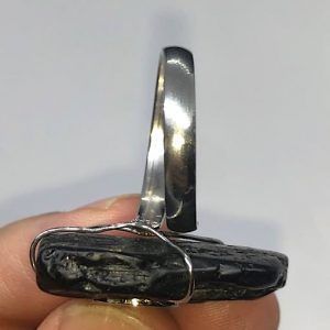Tectita indochinita anillo acero ref tectitaanillo2