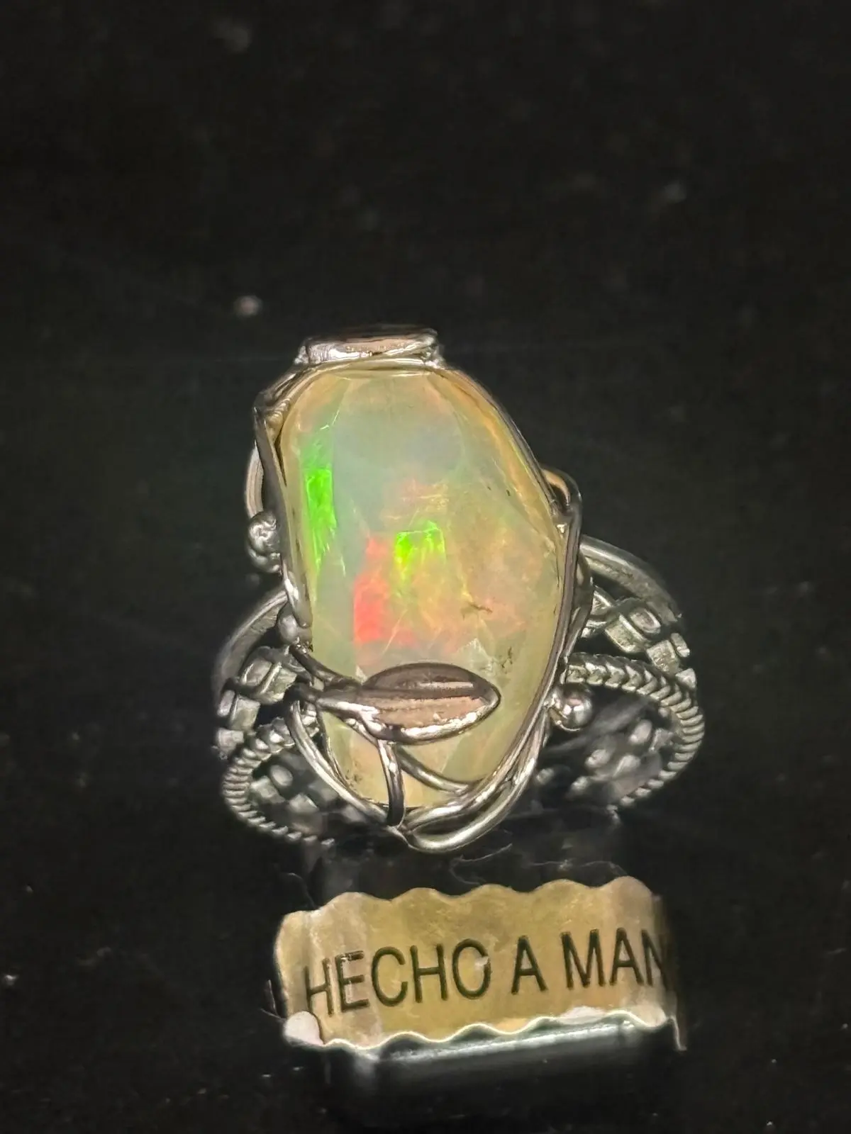 Anillo Ajustable de Opalo especial.