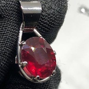 Granate Rodolita mineral piedra especial propiedades precio mediano ref GranateCA1