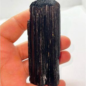 Turmalina Negra cristal natural media grande TNG2A