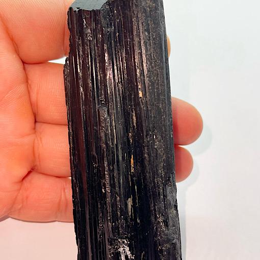 Turmalina Negra cristal natural media grande TNG2A