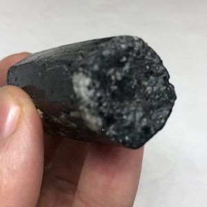 Turmalina Negra cristal natural media grande TNG2A