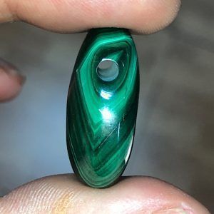 malaquita rodado extra perforado