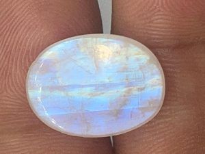 Piedra luna calidad extra tamaño pequeño 4A especial energía femenina
