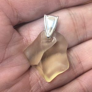Vidrio del desierto Libio " Libian Glass " ref. especial4
