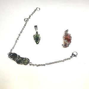minerales especiales moldavita esfalerita