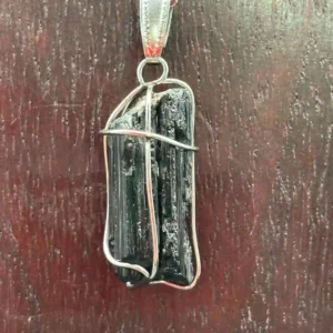 Colgante de Turmalina negra especial para la Proteccion.