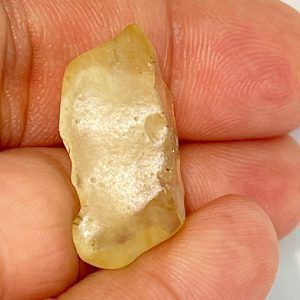 Vidrio Líbico del desierto" Libyan desert Glass " especial ref 1-8