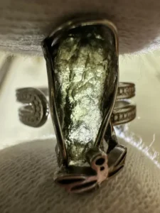 moldavita autentica anillo sueños de plata