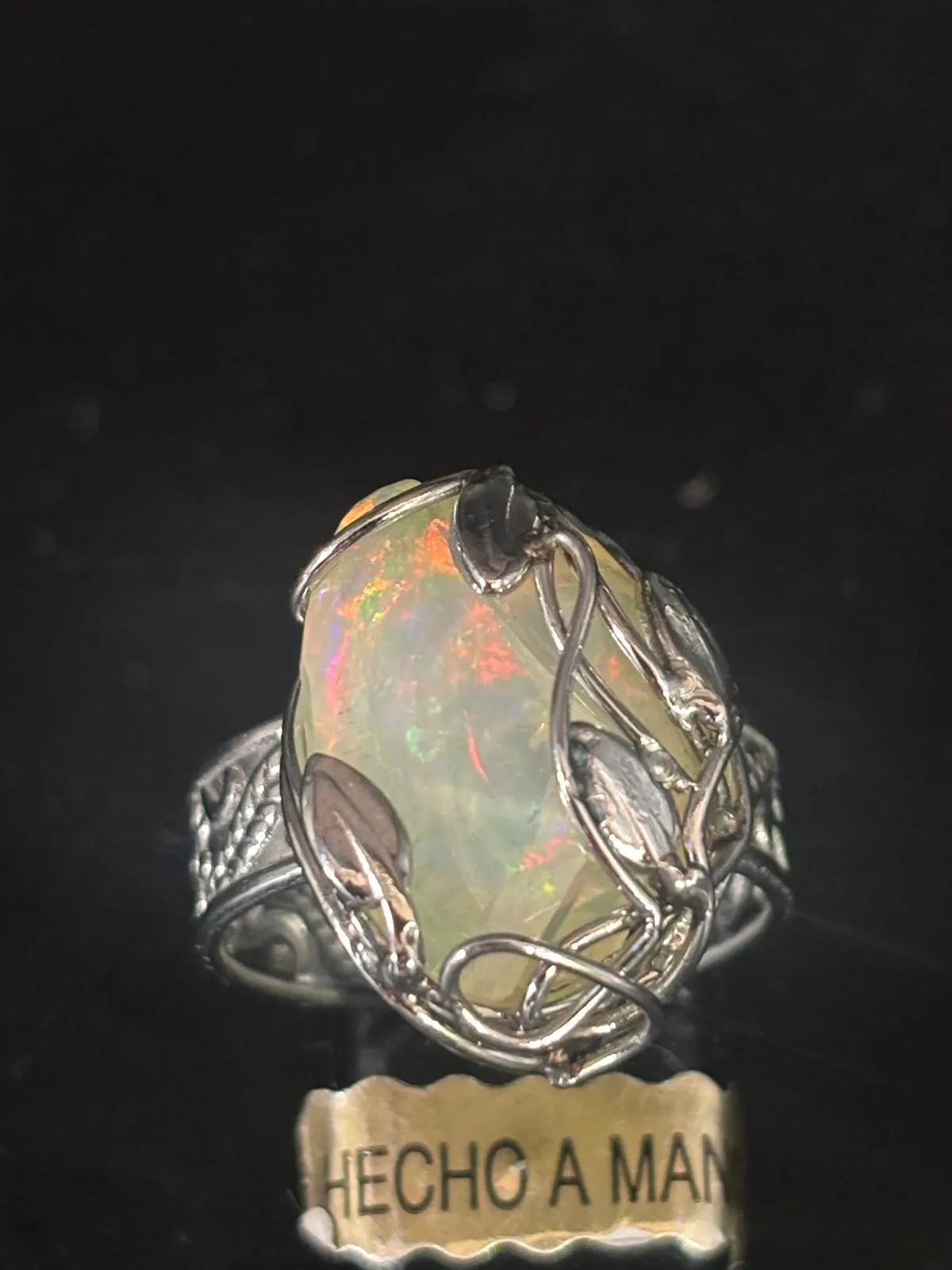 Anillo Ajustable de Opalo.