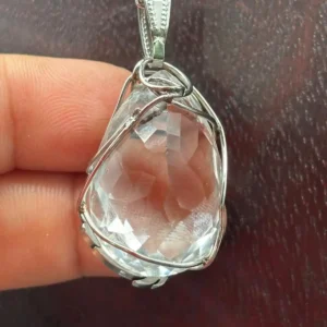 Colgante Sanador de Cuarzo cristal de Roca.