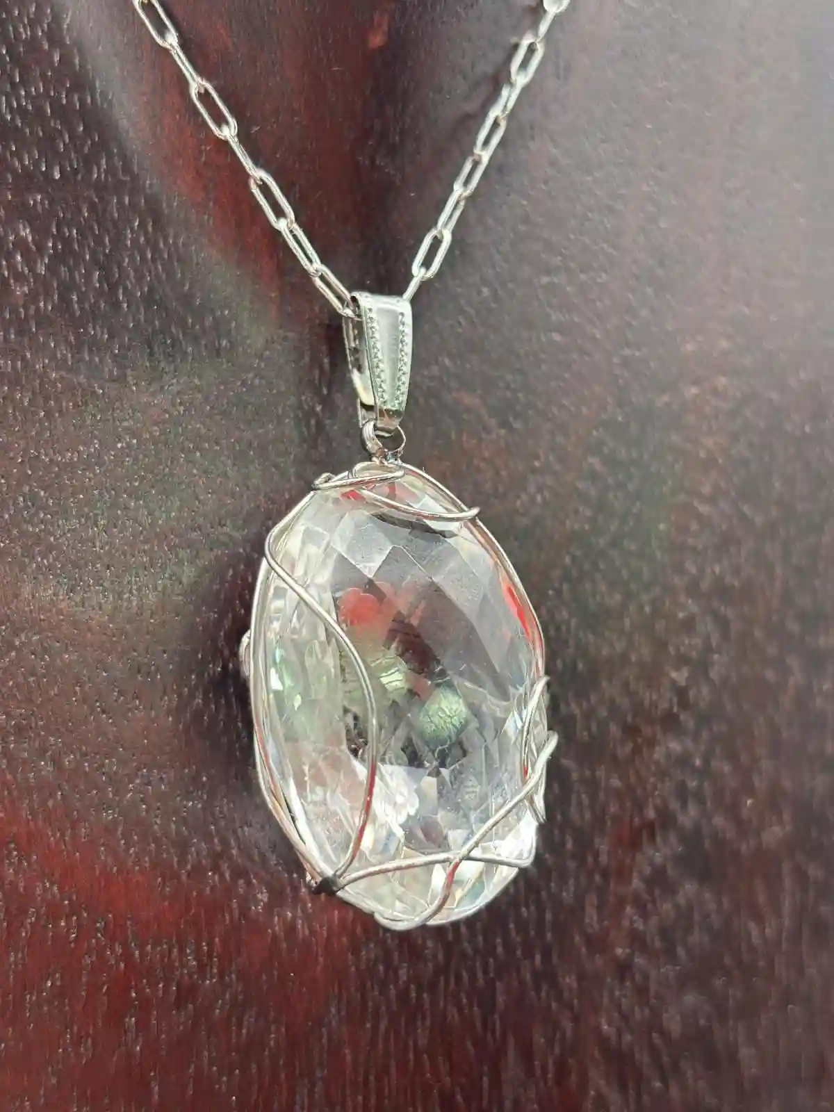Colgante Sanador de Cuarzo cristal de Roca especial para la trasformacion.